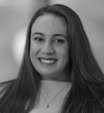 Deanna Headshot-1